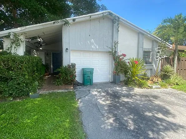 13617 SW 114th Ln, Miami, FL 33186
