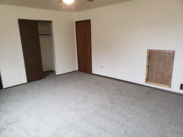 Hampshire Estates Apartments and Self Storage — Photo 73