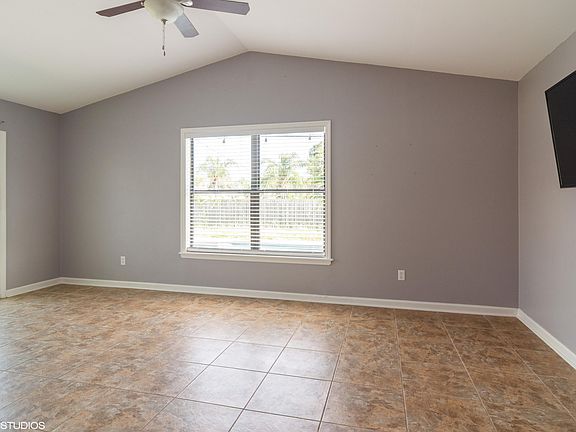 4th image of 7602 Eden Rd