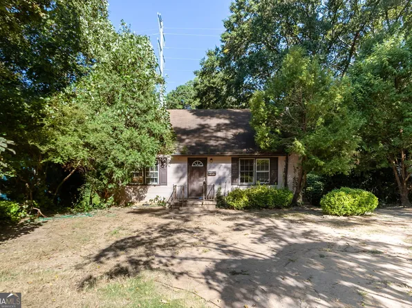 2126 Pinehurst Dr, East Pt, GA 30344
