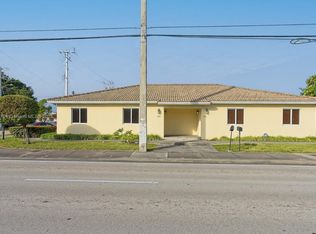 3740 SW 87th Ave, Miami, FL 33165