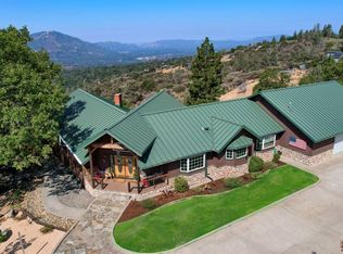39215 Skyline Dr, Oakhurst, CA