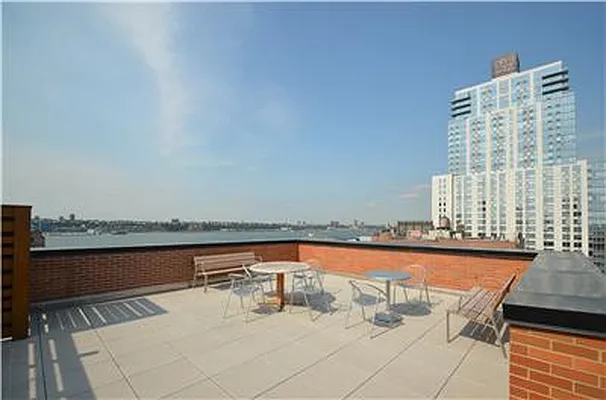 Rented by Buchbinder & Warren | media 16