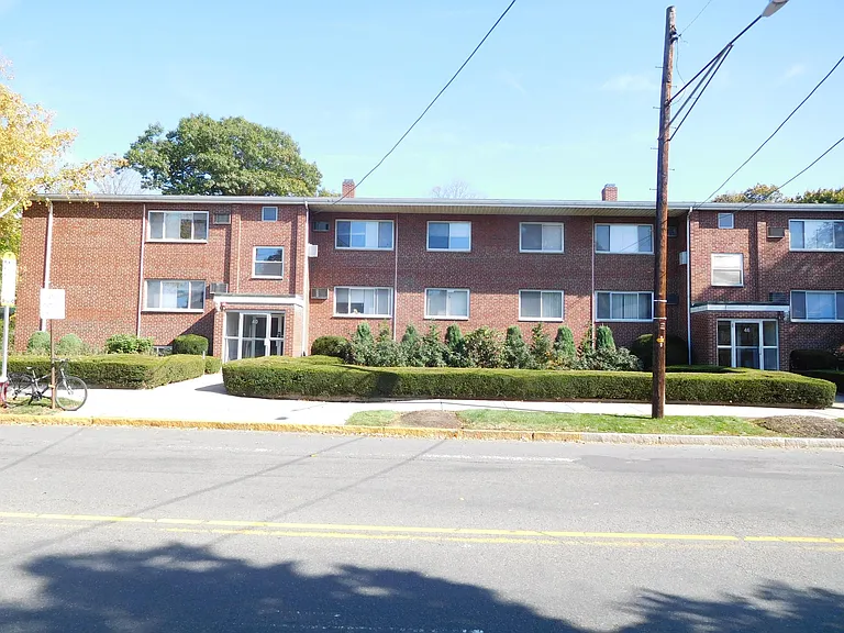 40-46 Park St — Photo 1