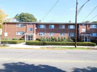40-46 Park St, Newton, MA 02458