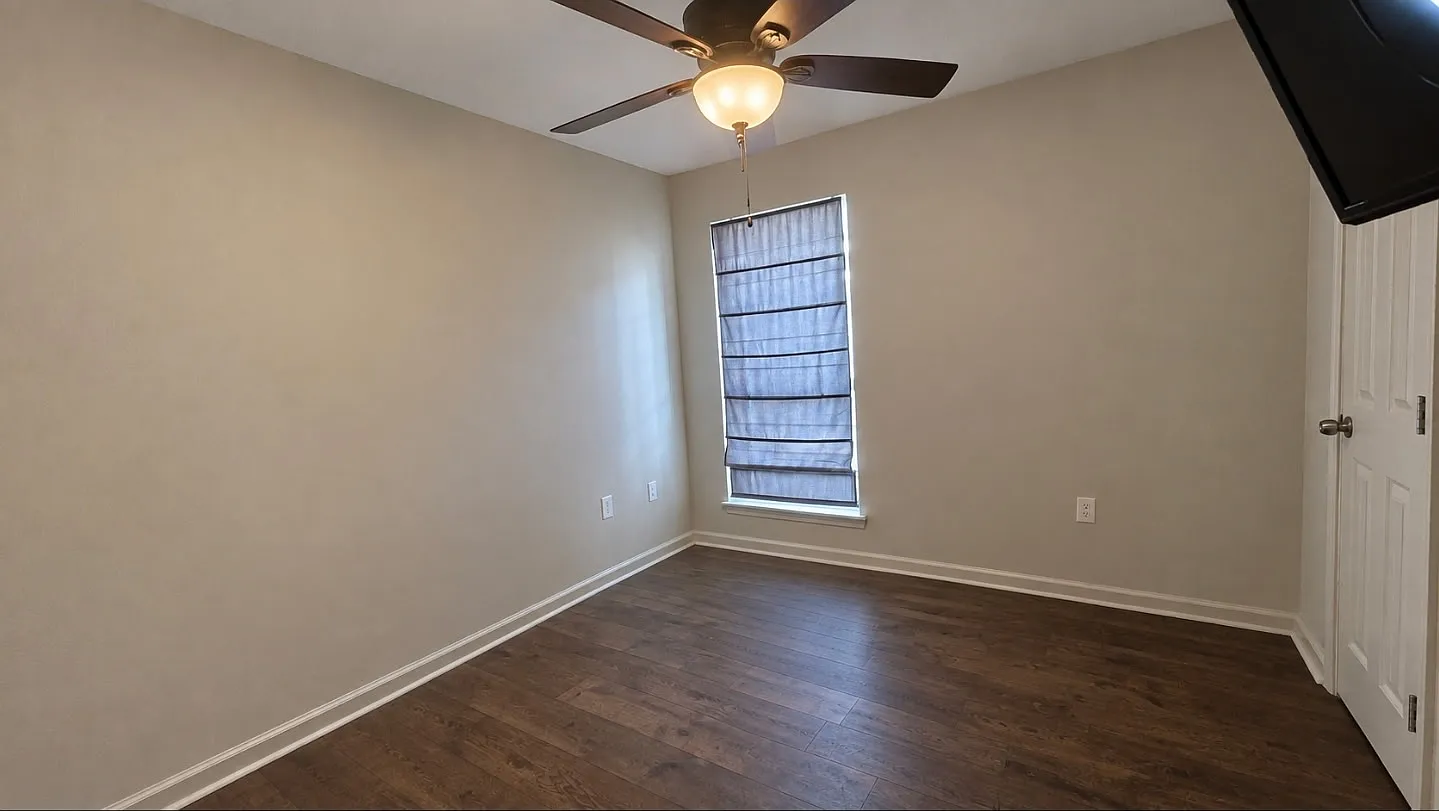 3 bed, 1180 sqft, $1,550 — Photo 4