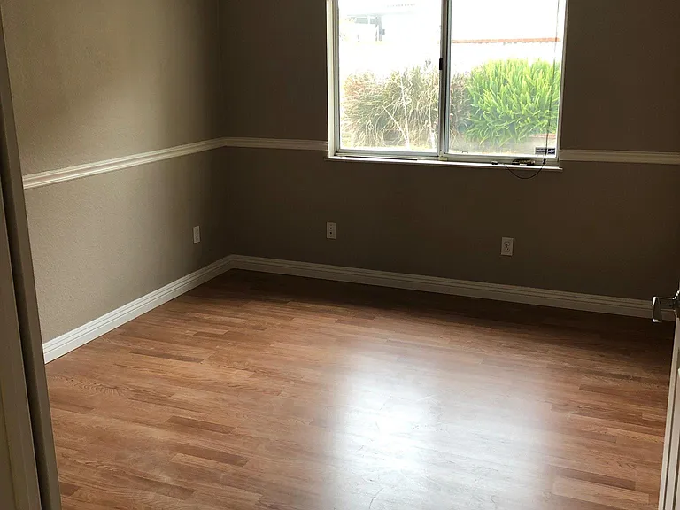 590 Bruin Dr — Photo 11