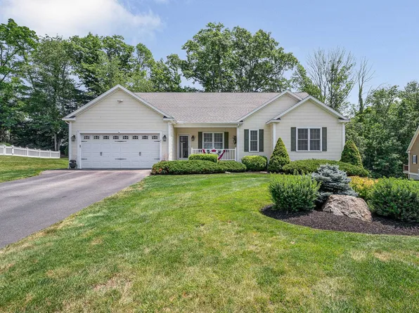 21 Irene's Way, Seabrook, NH 03874