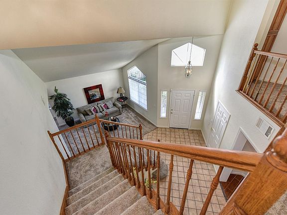5th image of 2948 Violet Dr