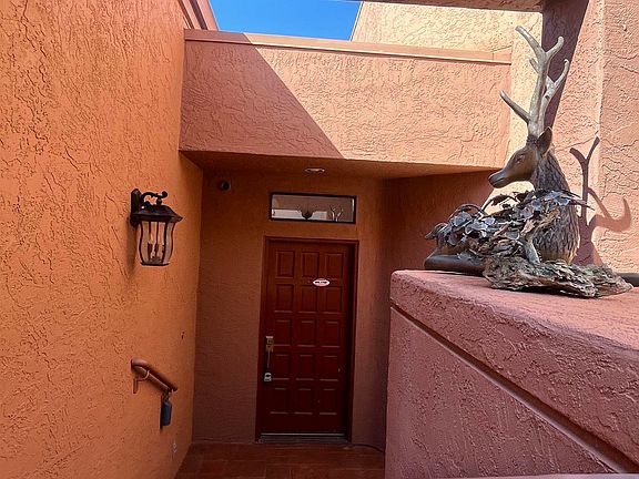 4th image of 4063 W Lakeshore Dr