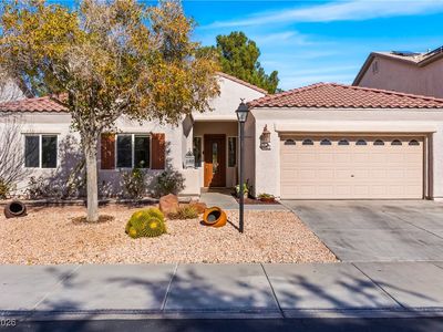 5822 Falling Stream Ave, Las Vegas, NV, 89131
