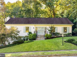 4092 Ridgeview Cir, Mc Lean, VA 22101