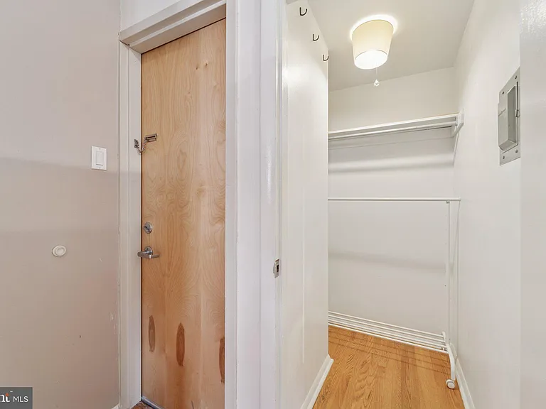 1029 Spruce St #304 — Photo 9