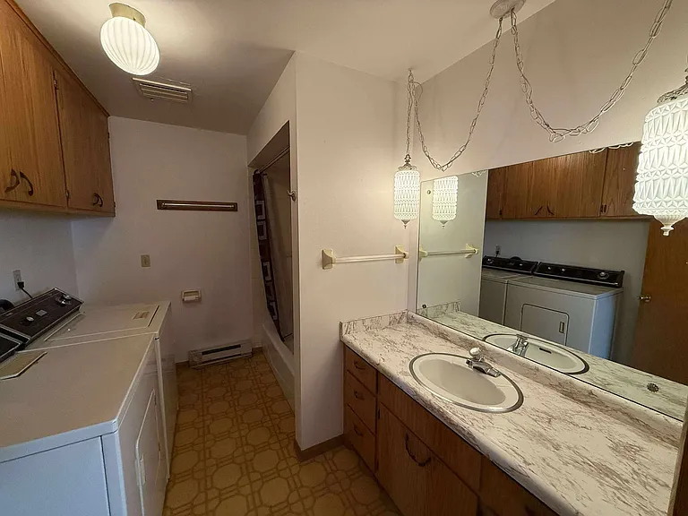 204 S Main St #2 — Photo 7