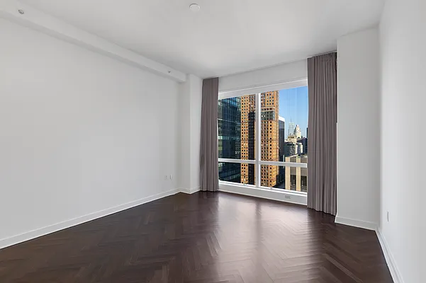 Rented by Compass | media 40