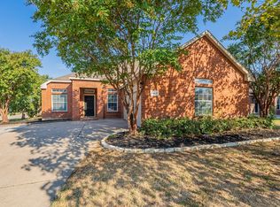1408 Blue Gill Ln, Crowley, TX 76036