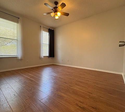 4th image of 14270 Tanja King Blvd