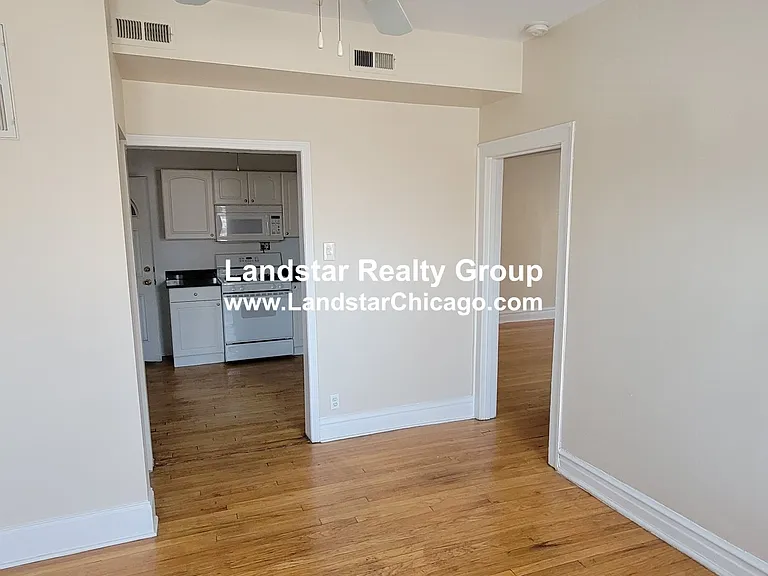 4457 N Maplewood Ave #2 — Photo 13
