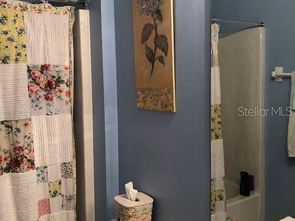 5th image of 4638 Sandhurst St