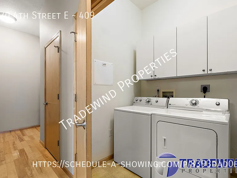 270 4th St E #409 — Photo 17