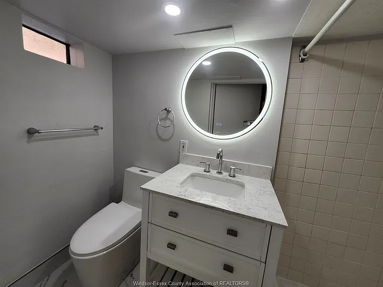 2571 Jos Street Louis Ave — Photo 16