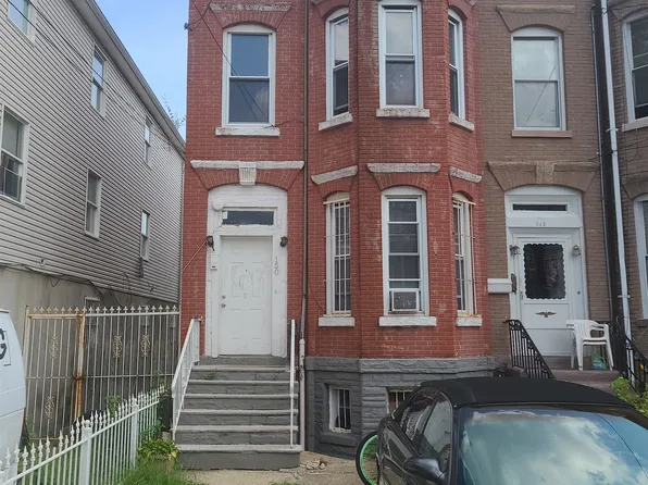 150 Clerk Street image 1 of 1