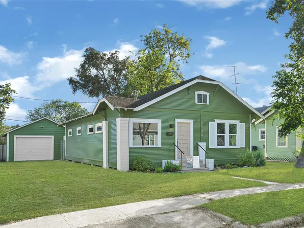 1136 Algregg St, Houston, TX 77009