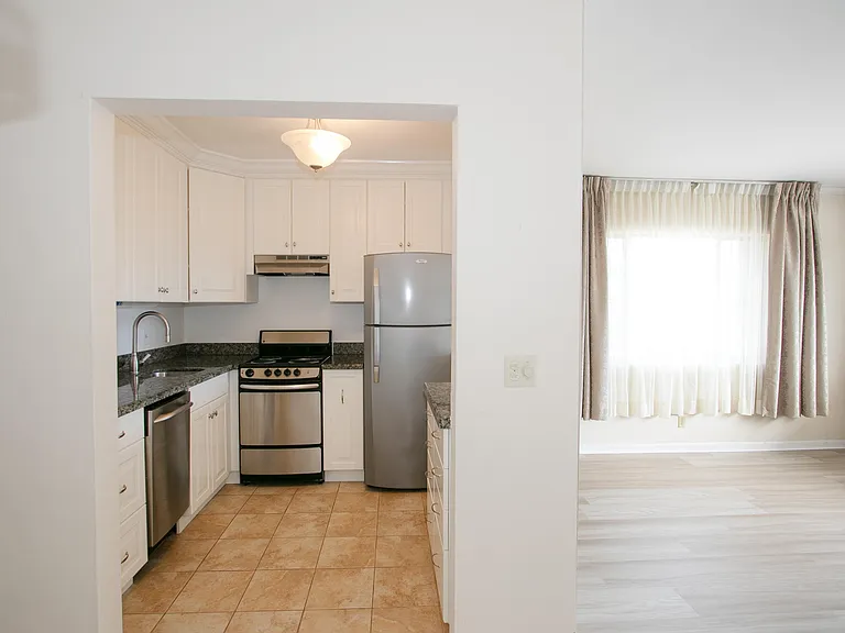 3240 Lake Osborne Dr #208 — Photo 3