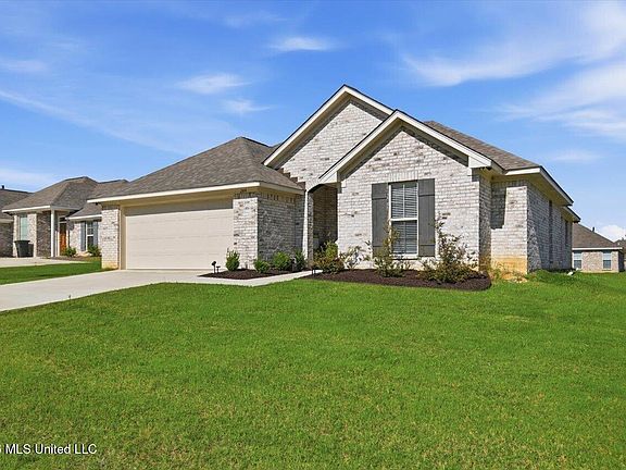 2nd image of 244 Hemingway Cir
