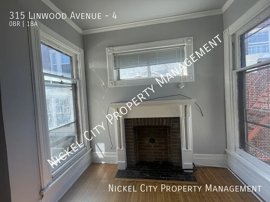 315 Linwood Avenue - Unit 4 — Photo 2