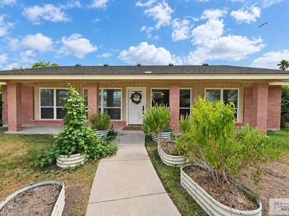 5626 Arnold Palmer Dr, Palm Valley, TX 78552