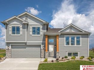 5189 N 179th Ave, Omaha, NE 68116