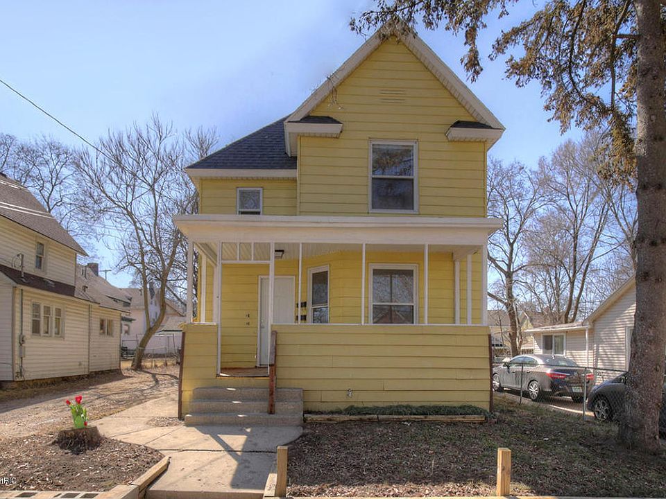 1st image of 246 Travis St NE