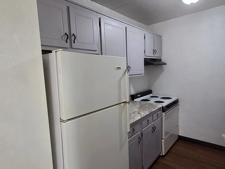 155 Pearl St — Photo 9