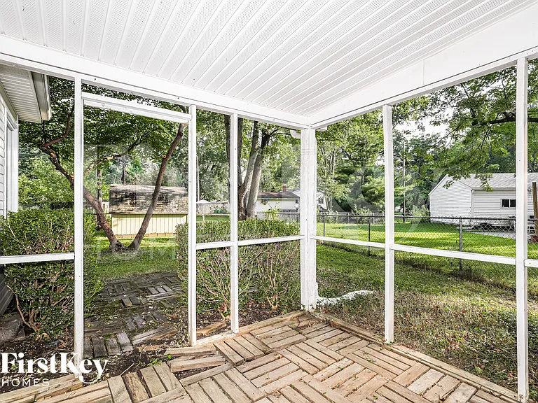 505 Vista Dr — Photo 7