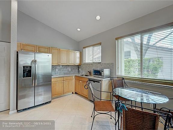 2nd image of 7863 NW 77th Ave