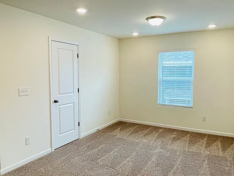 5310 Maynard Hill Dr — Photo 25
