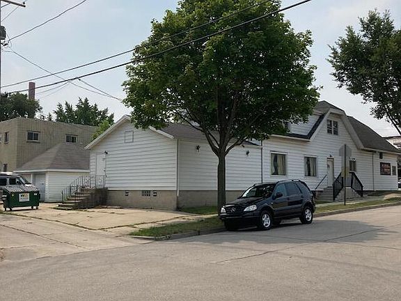 2nd image of 5244 S Packard Ave