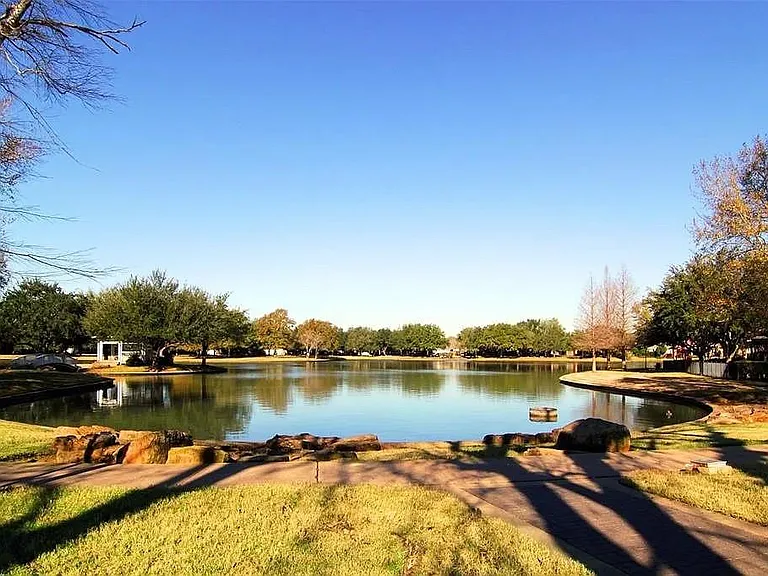 635 Presley Way — Photo 26