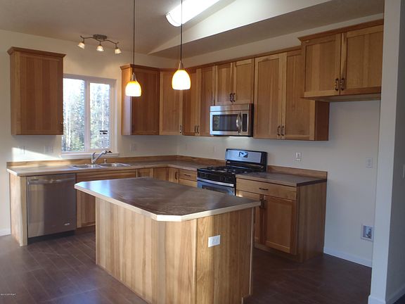 3rd image of 19628 Wild Wood Dr