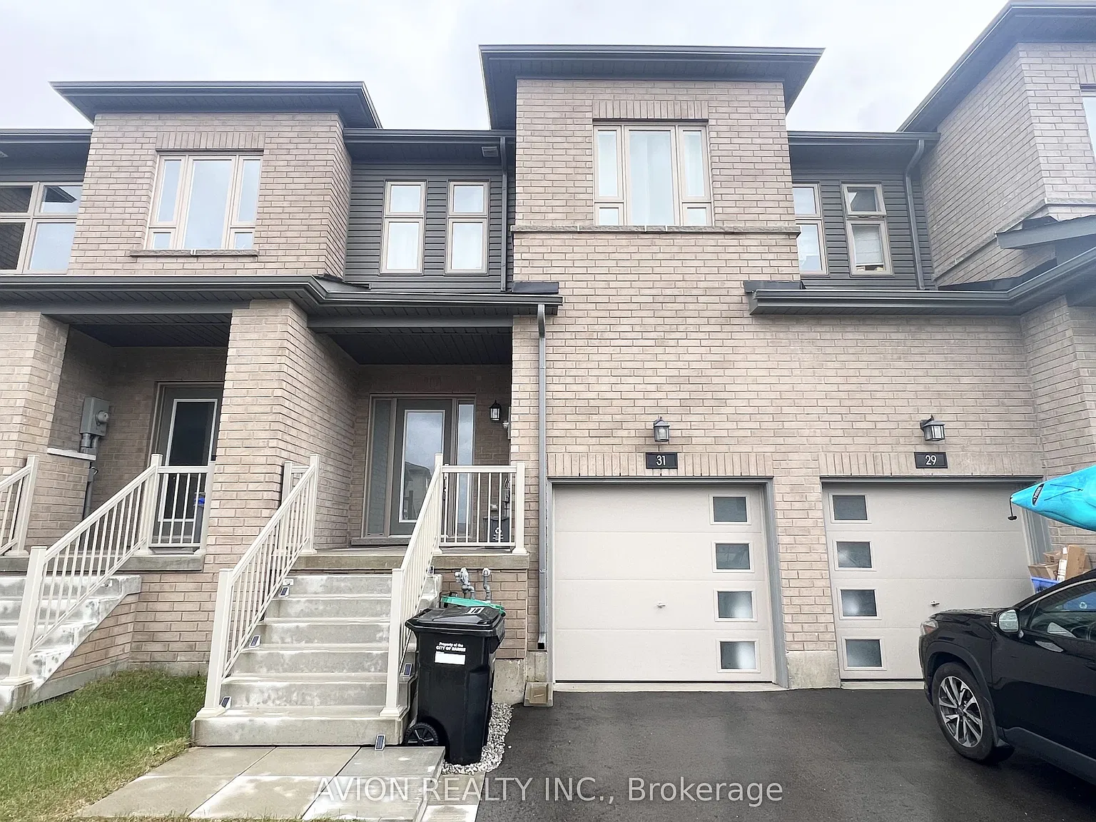 3 bed, $2,600 — Photo 1