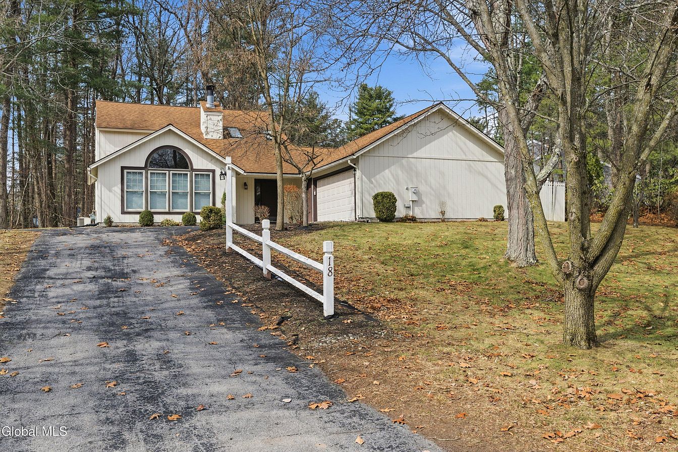 1st image of 18 Glade Mallow Road