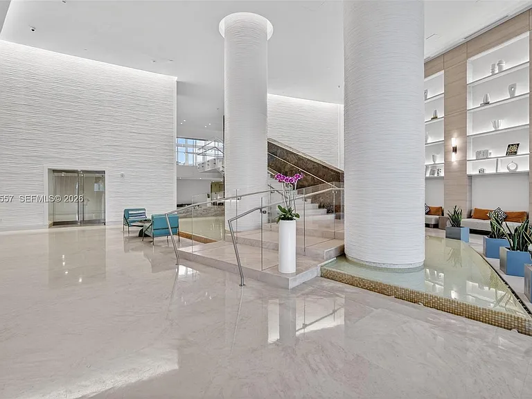 18201 Collins Ave #2008 — Photo 31