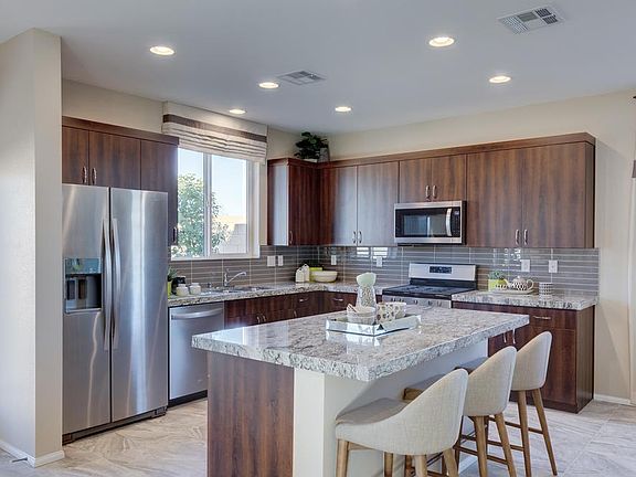 Residence 1735 Kitchen