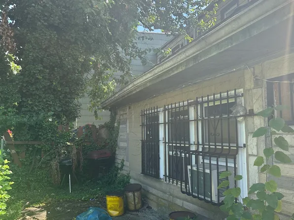 386 Union Street image 2 of 2