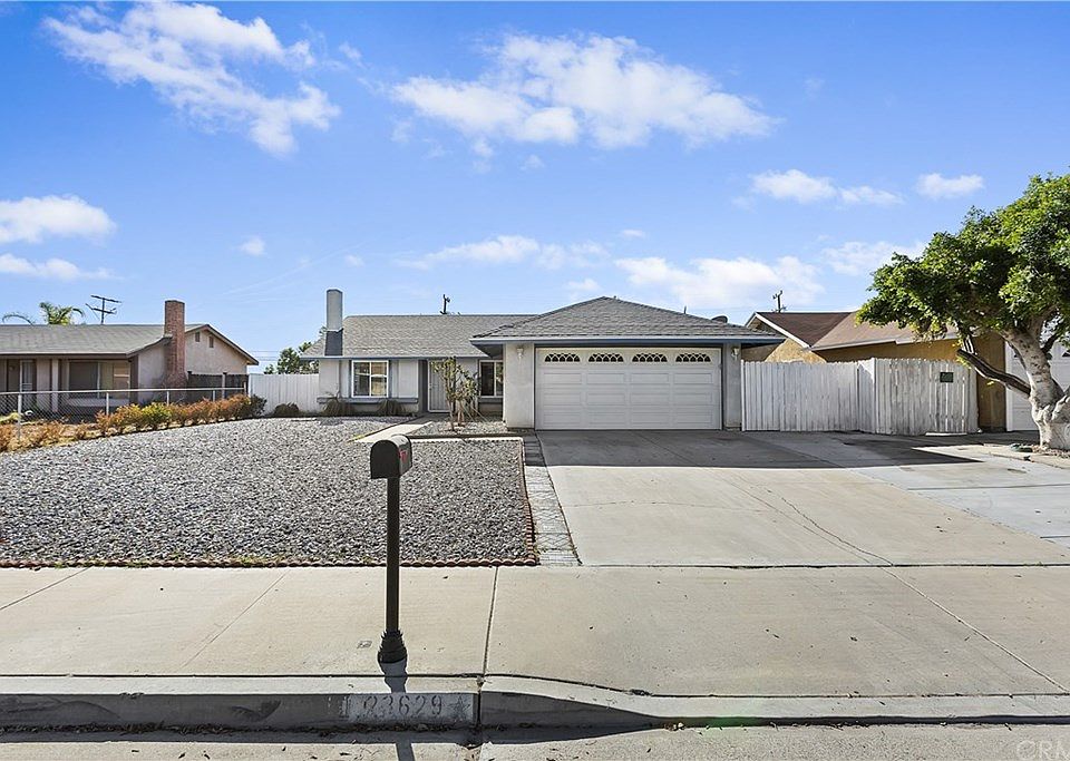 1st image of 23629 Suncrest Ave
