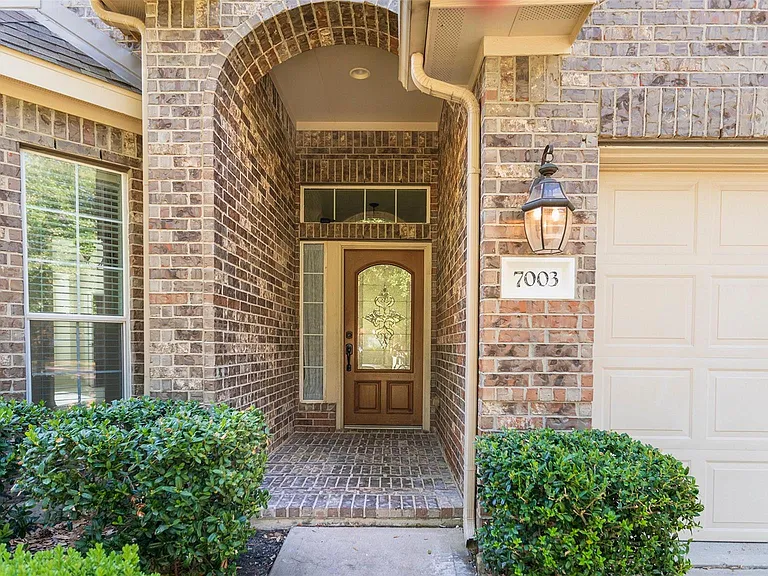 7003 Kendall Lake Ct — Photo 3