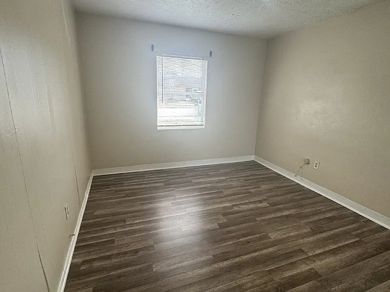 602 Titus St — Photo 10