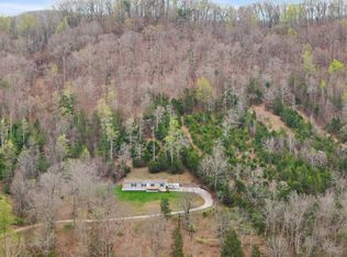 150 E Raccoon Valley Dr, Heiskell, TN 37754