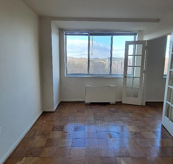 10401 Grosvenor Pl #1308 — Photo 3
